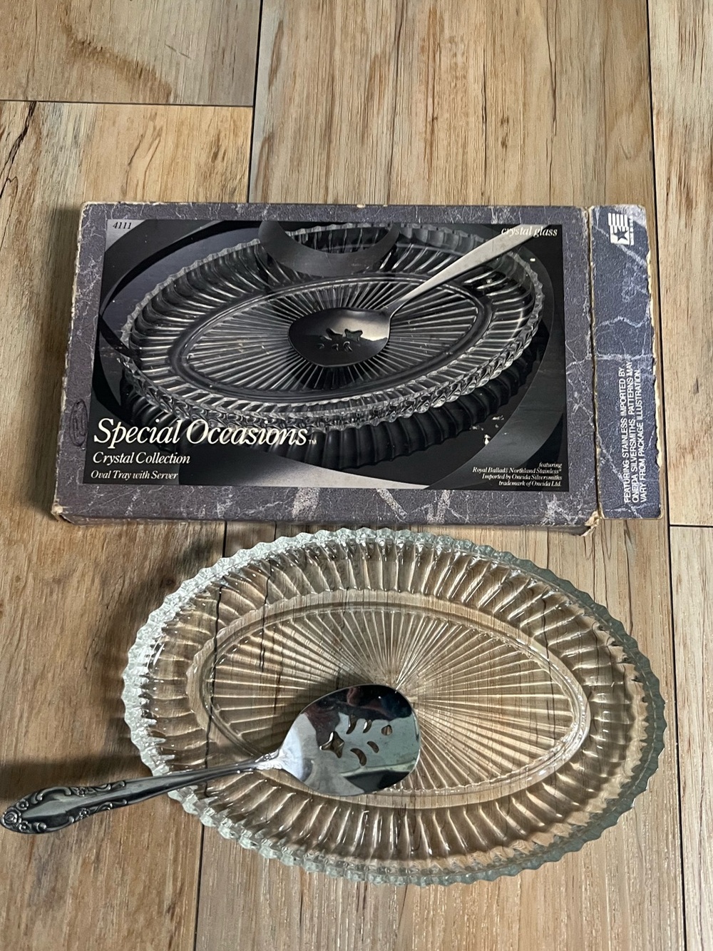 Vintage - Special Occasions Crystal Collection Oval with Spoon Server In Box